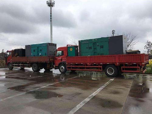 高陵涂抹密封胶后，需要等待多长时间才能安装水冷式机油散热器密封件？